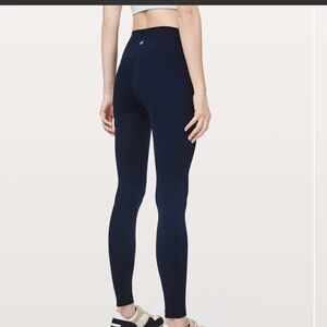 Lululemon- Wunder Under High-Rise
Tight  28". True Navy Size: 6 MINT CONDITION
